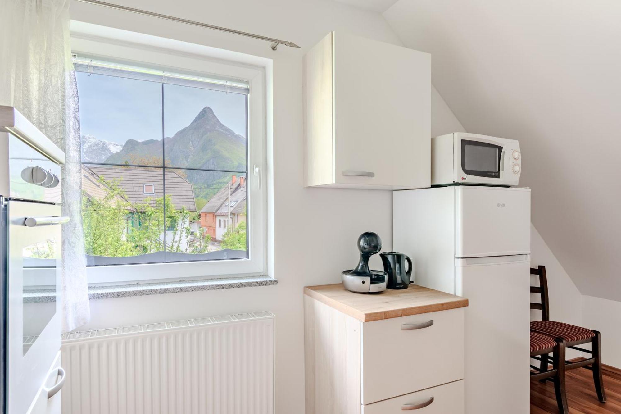 Apartment Pr' Stajercu With Free Onsite Parking ボヴェツ エクステリア 写真